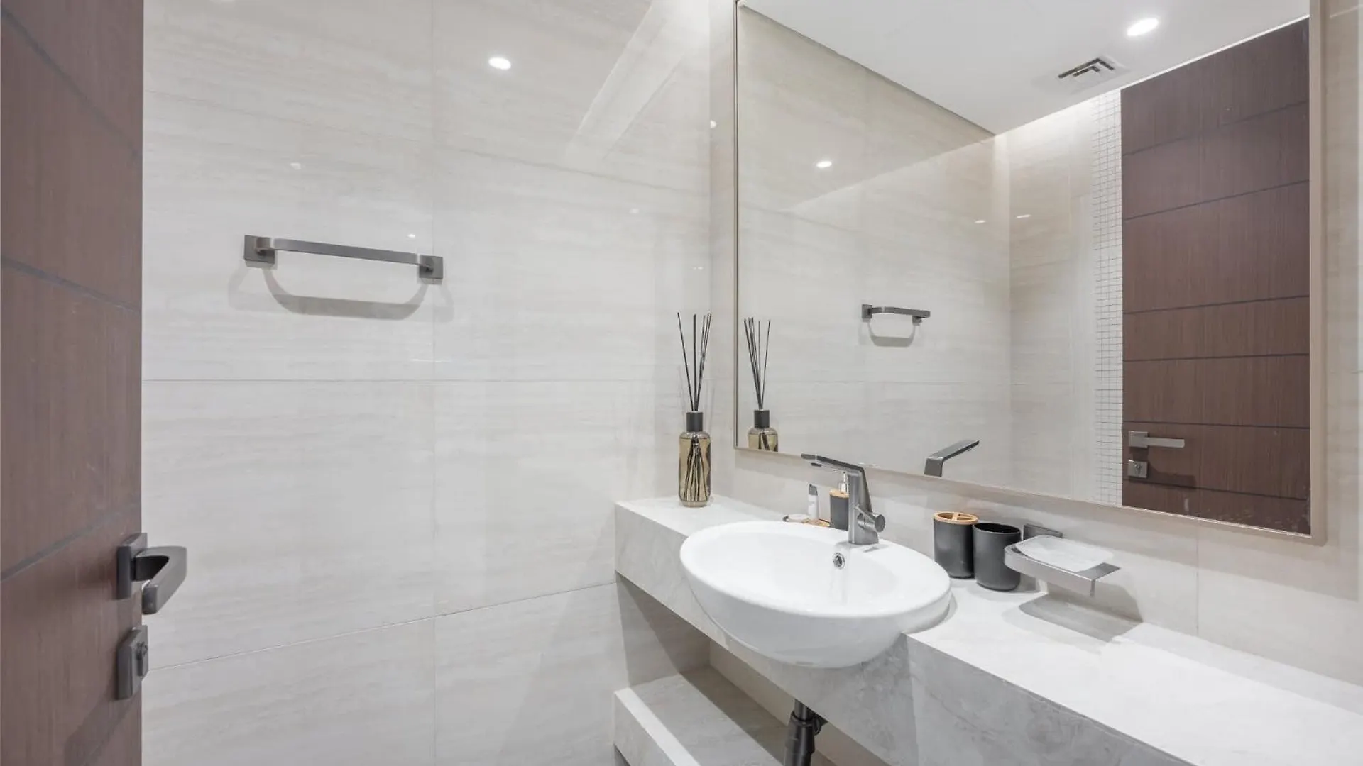 Apartmán Outstanding Flat In Nobles Tower Perfect For 2 Dubaj