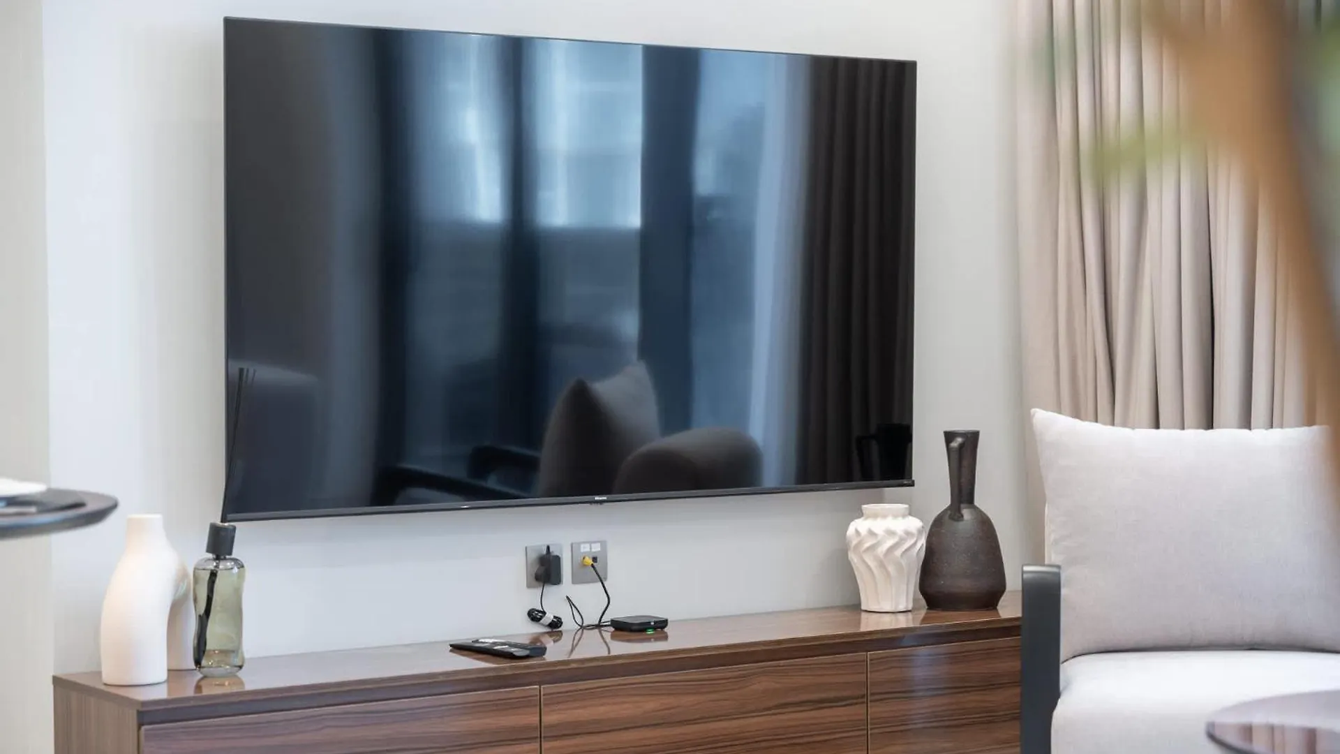 Apartmán Outstanding Flat In Nobles Tower Perfect For 2 Dubaj